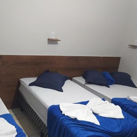 Pousada Quarto Com Frigobar,Ar E Garagem Gratuita Aparecida  Dış mekan fotoğraf
